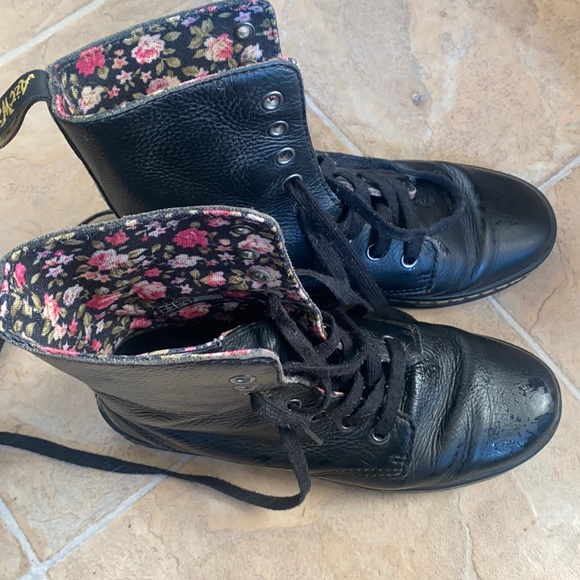 Doc martens - Picture 1 of 4